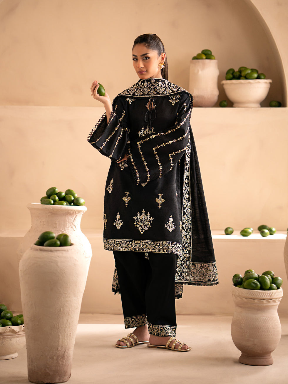 Afrozeh | Soho Pret | Varya main image 0